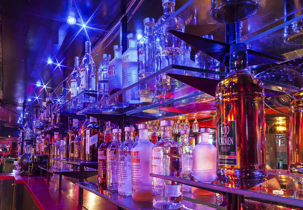 Estudio de Fotografía Profesional para Web y Ecommerce · Maniquí Invisible · Fotografía Corporativa · Retrato Corporativo · Book Fotográfico