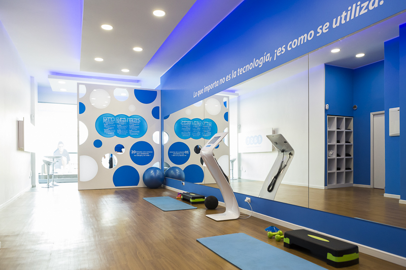 Estudio de Fotografía Profesional para Web y Ecommerce · Maniquí Invisible · Fotografía Corporativa · Retrato Corporativo · Book Fotográfico