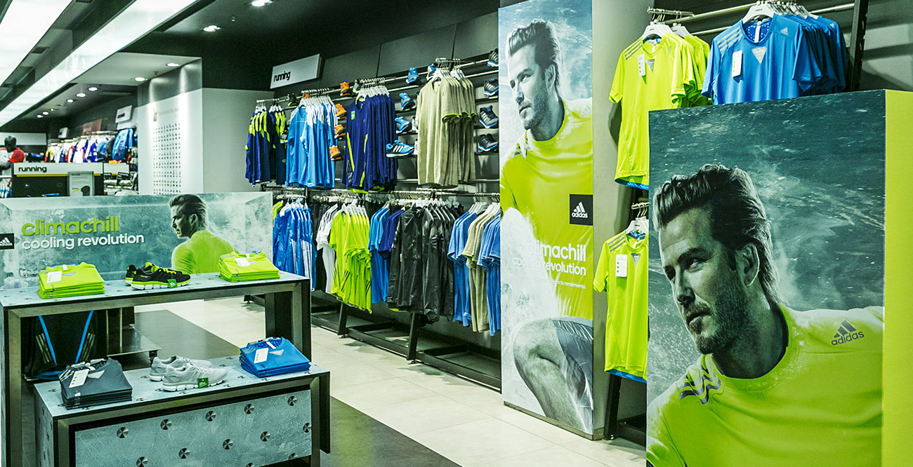 Estudio de Fotografía Profesional para Web y Ecommerce · Maniquí Invisible · Fotografía Corporativa · Retrato Corporativo · Book Fotográfico