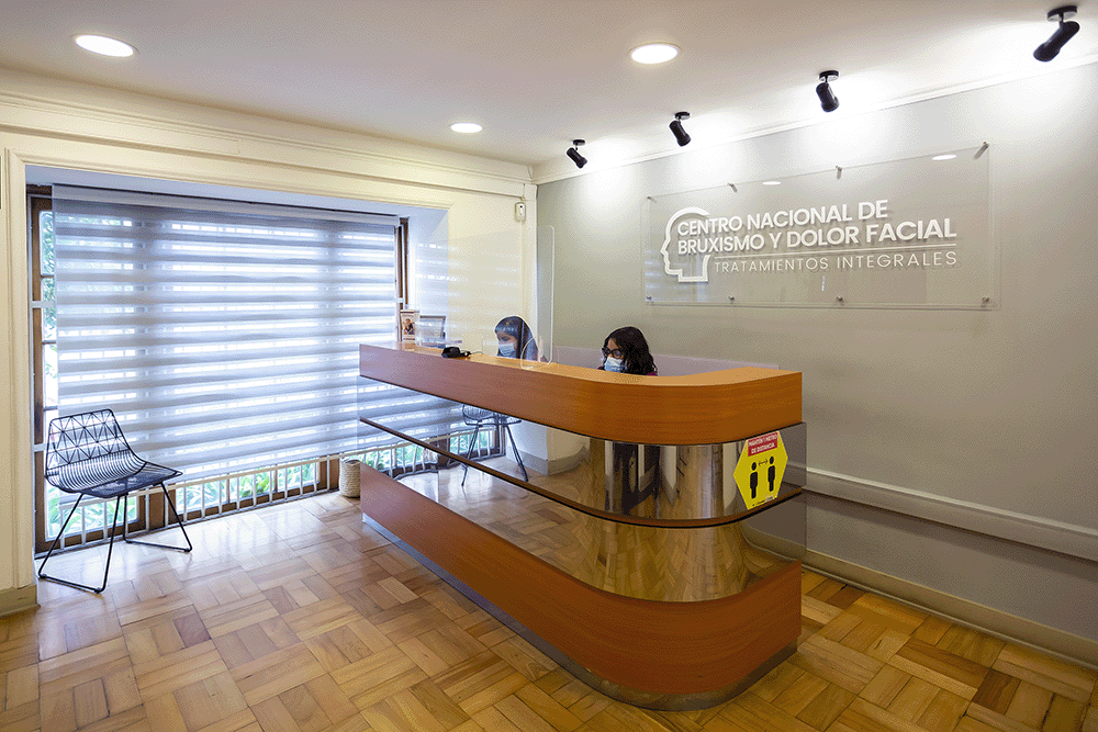 Estudio de Fotografía Profesional para Web y Ecommerce · Maniquí Invisible · Fotografía Corporativa · Retrato Corporativo · Book Fotográfico